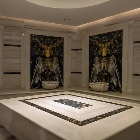 Uliv & Отель Айвалык